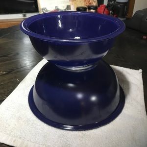 Two cobalt blue vintage Pyrex mixing bowls
